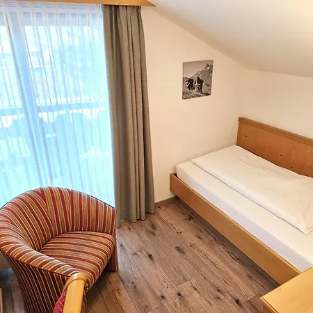 Fuggerhof 호텔