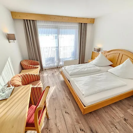 Hotell Fuggerhof 3*