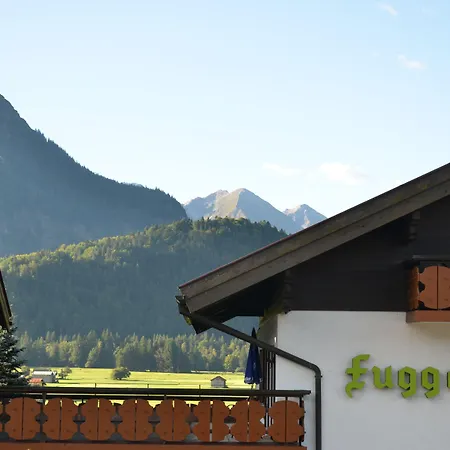 Fuggerhof Hotell 3*