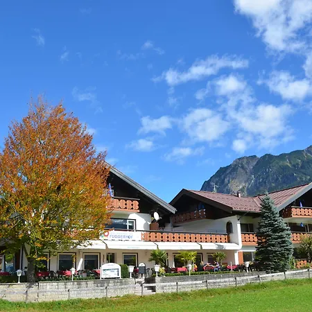 ホテル Cafe Fuggerhof 3*