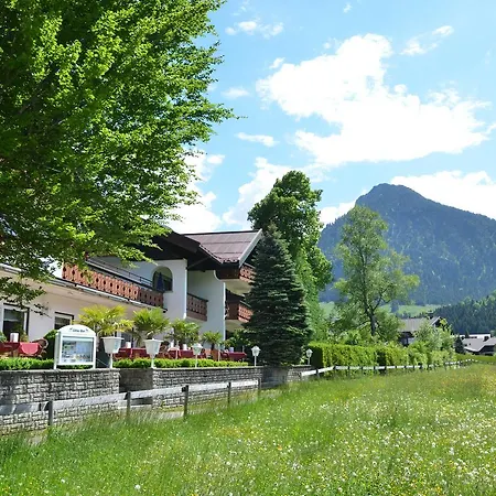 Cafe Fuggerhof Hotell 3*
