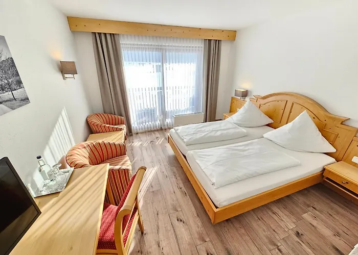 Hotel Cafe Fuggerhof 3*