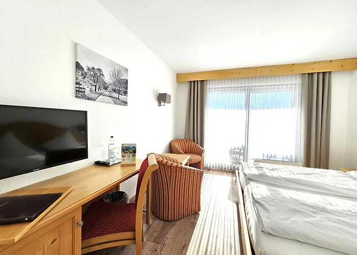Cafe Fuggerhof Hotel 3*